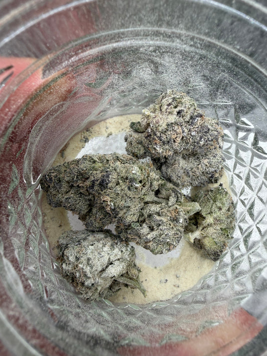 White Runts Exotic with THCA iso Powder